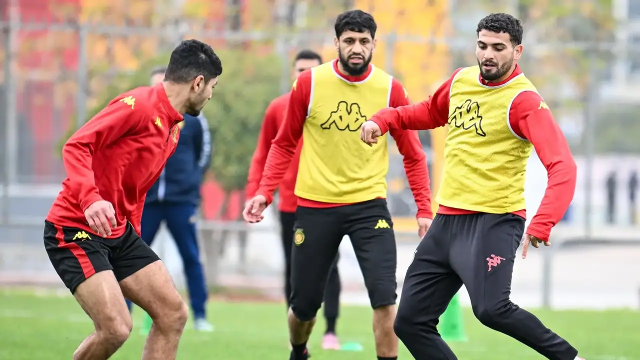 القنوات الناقلة لمواجهة النجم الساحلي والترجي في الدوري التونسي وموعد اللقاء